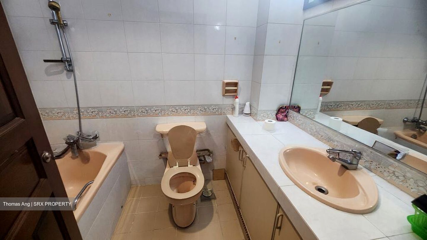 Florence Road (D19), Terrace #500346721